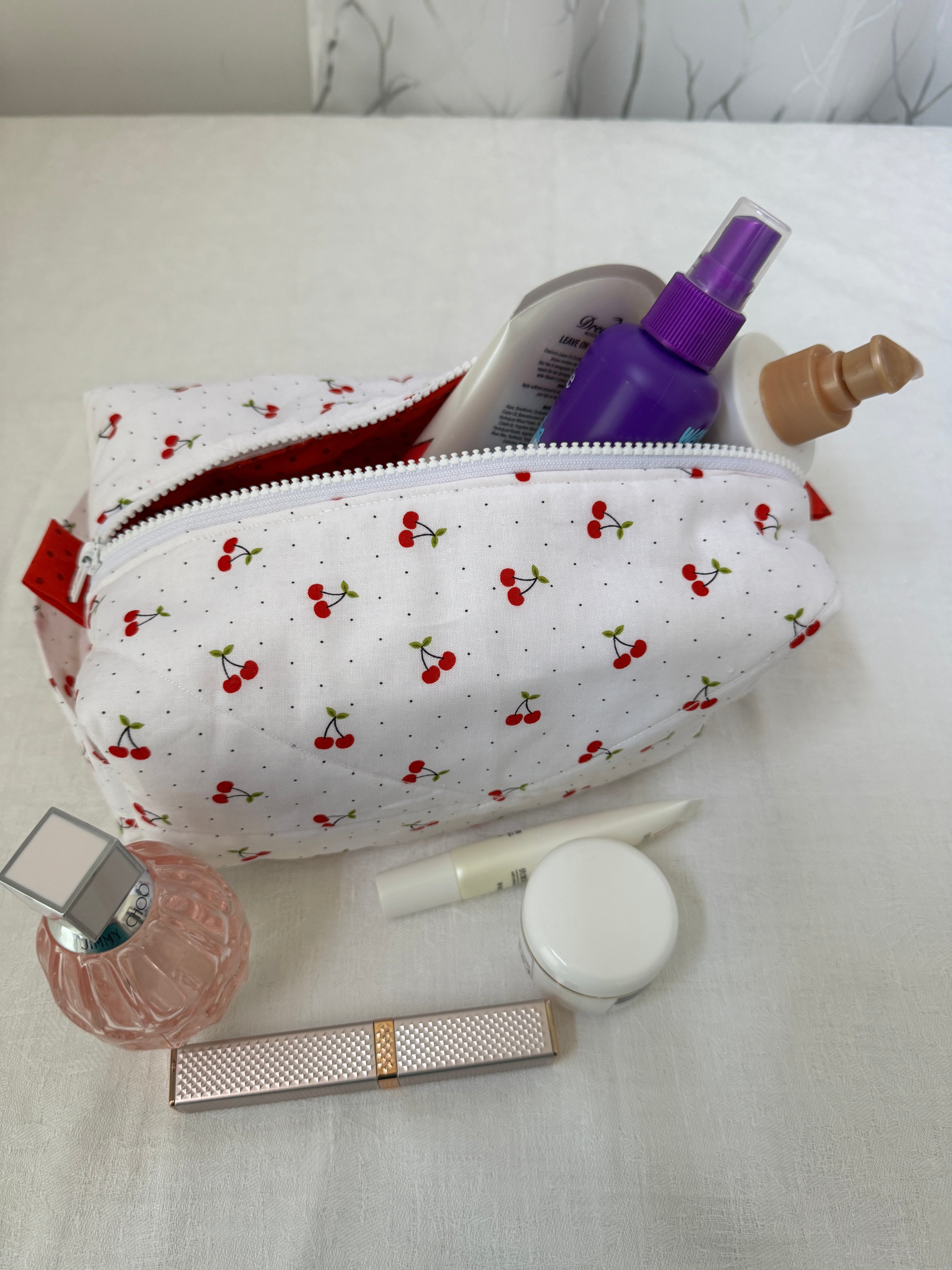 quilted fabric makeup/travel bag